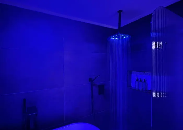 Luxury With Private *