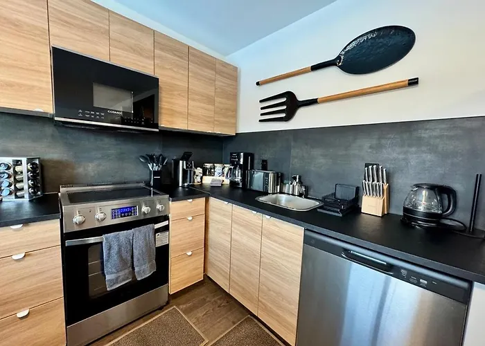 Luxury With Private *