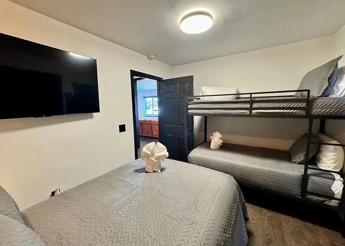 Luxury With Private Phoenix