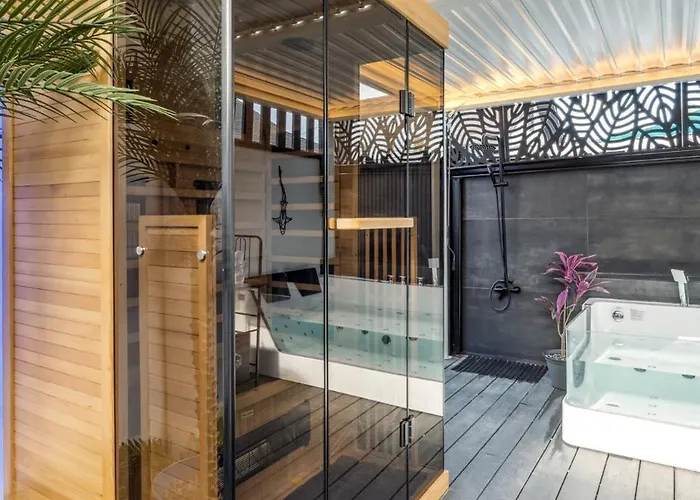 Luxury With Private